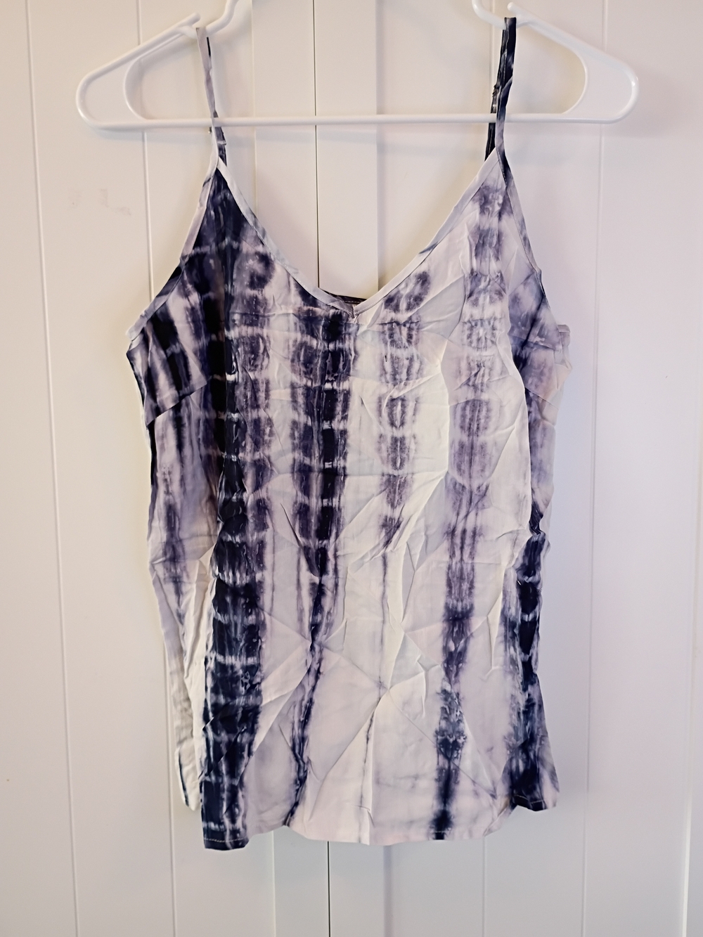 Tie-Dye V-Neck Spaghetti Strap Cami - Black & White